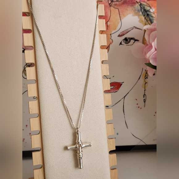 GUCCI Bamboo Cross Silver 925 Pendant Necklace - Picture 3 of 7